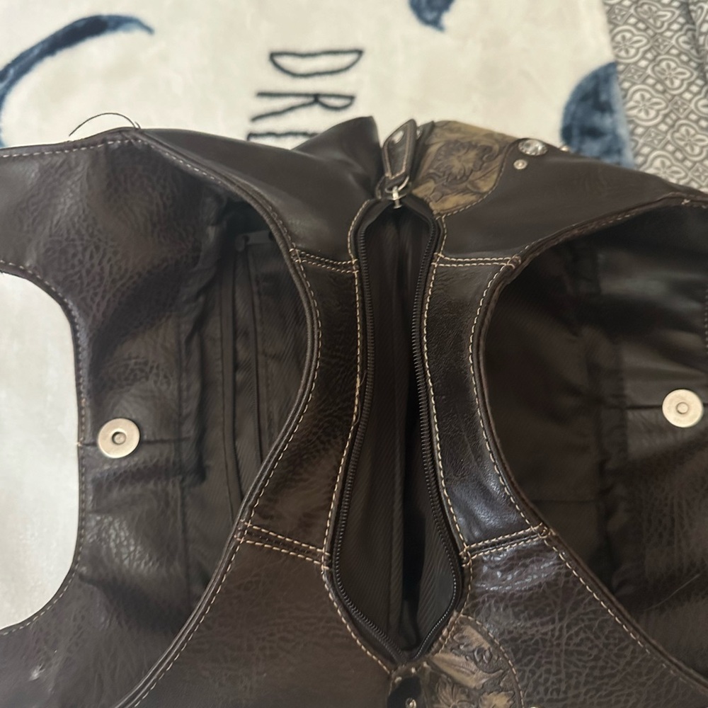 Purse - Picture 3 of 4